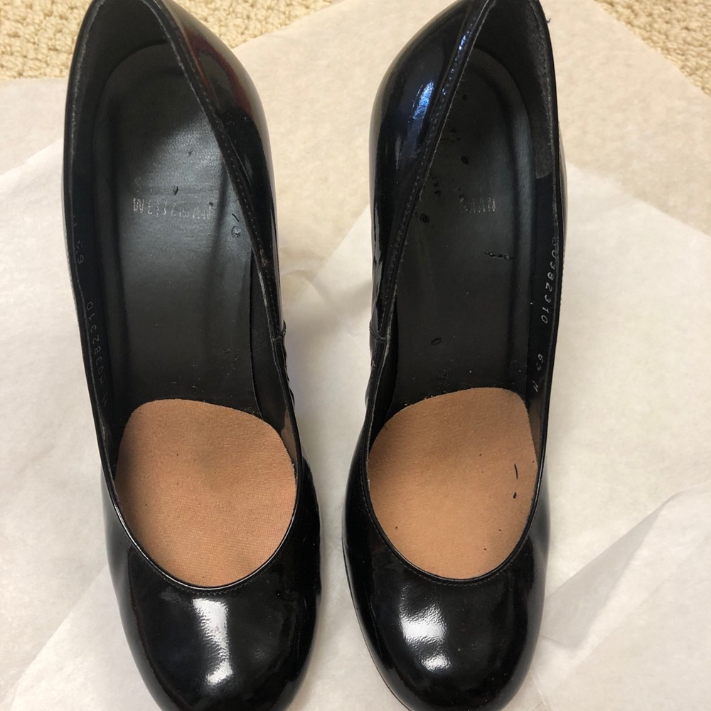 Stuart Weitzman Black Heels Round Toe